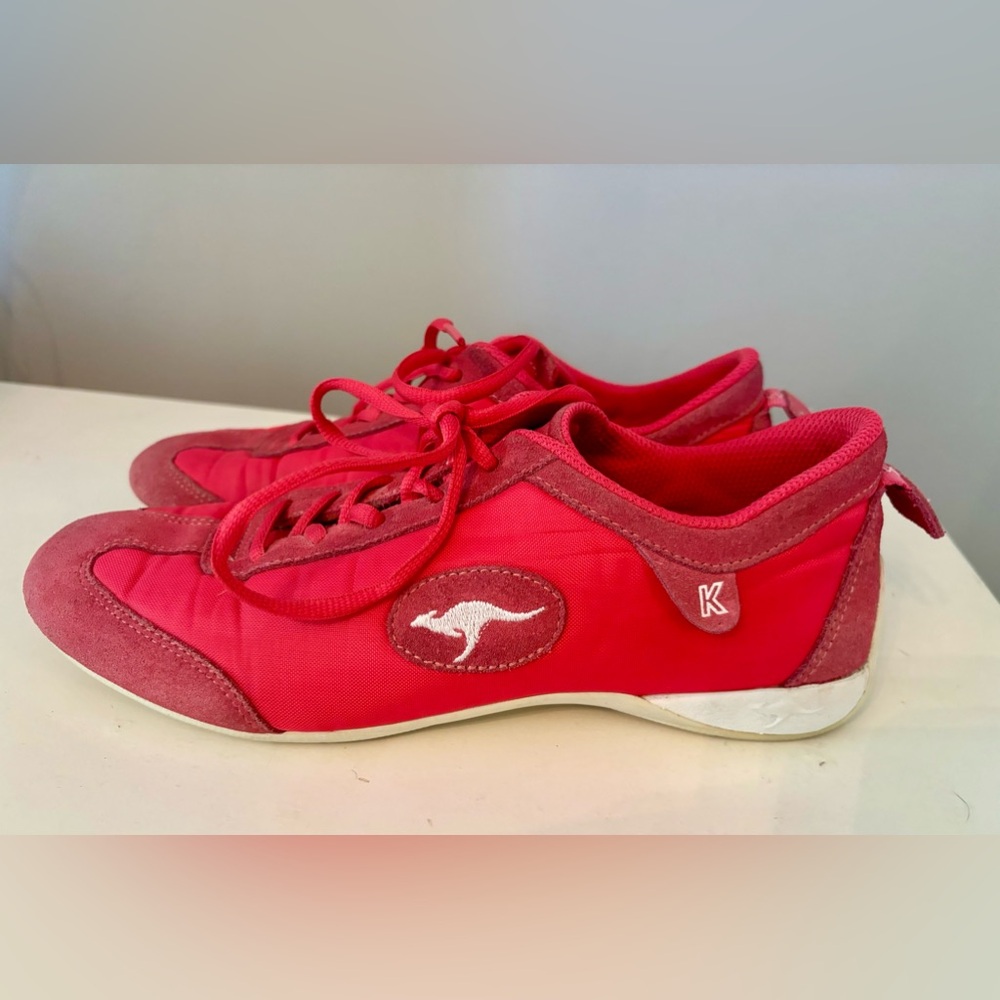 KangaROOS Women’s Sneakers shoes - Pink/Dark Pink. Excellent condition. Size 10